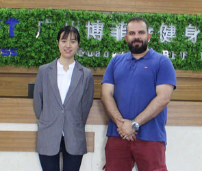 伊拉克客户来中国找商用健身器械生产桃子视频在线看免费视频网