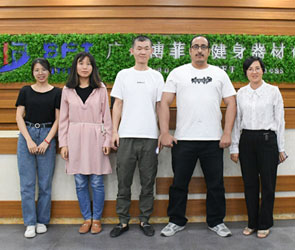 沙特客户进口桃子视频官网版在线播放品牌商用健身房器材